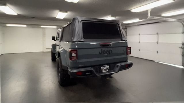 Used 2024 Jeep Gladiator Sport AWD/4WD image 7