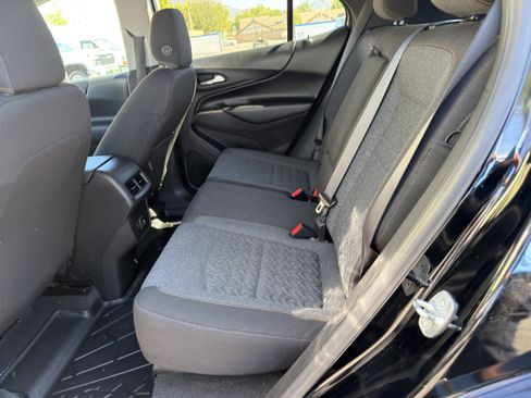 Used 2022 Chevrolet Equinox LT w/ LPO, Cargo Package FWD image 18