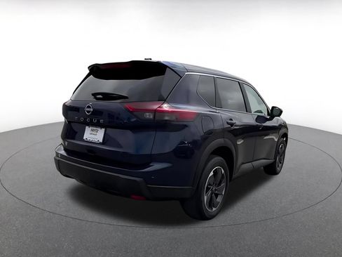 Used 2025 Nissan Rogue SV FWD image 14