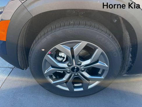 New 2026 Kia Seltos LX image 8
