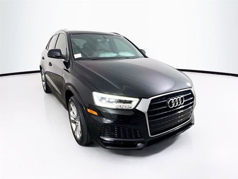 Used 2018 Audi Q3 2.0T Premium Plus w/ Premium Plus Package FWD image 30