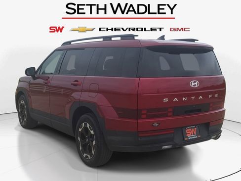 Used 2025 Hyundai Santa Fe SEL FWD image 5