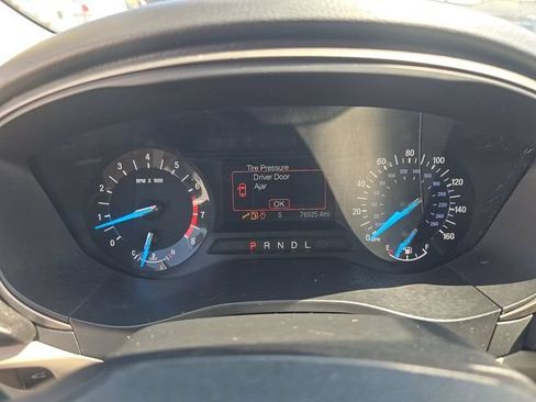 Used 2018 Ford Fusion SE FWD image 7