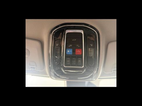 Used 2022 Jeep Grand Cherokee Overland AWD/4WD image 25