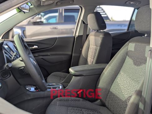 Used 2022 Chevrolet Equinox LT image 23