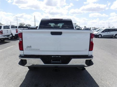 Used 2024 Chevrolet Silverado 2500 LT image 6