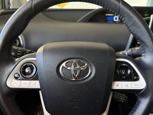 Used 2019 Toyota Prius Prime Advanced w/ Carpet Mat Package FWD image 26