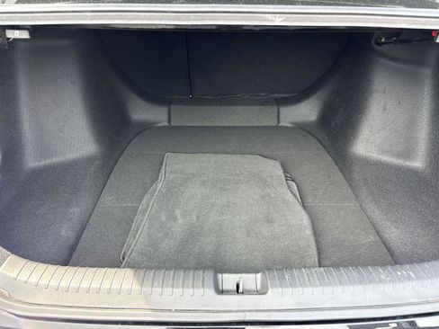 Used 2025 Honda Accord SE image 16