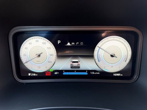 Used 2023 Hyundai Kona Limited FWD image 14