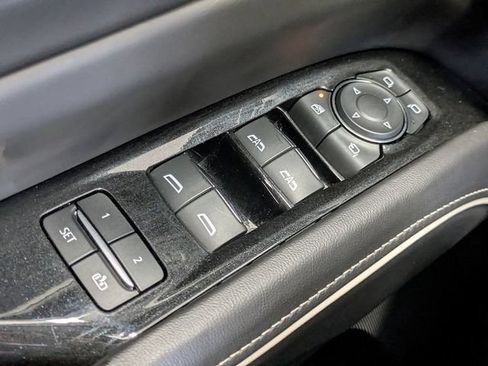 Certified 2023 Cadillac Escalade ESV Sport Platinum w/ LPO, Floor Liner Package AWD/4WD image 26