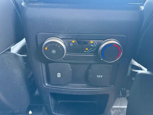 Used 2021 Ford Explorer XLT w/ Equipment Group 202A RWD image 22