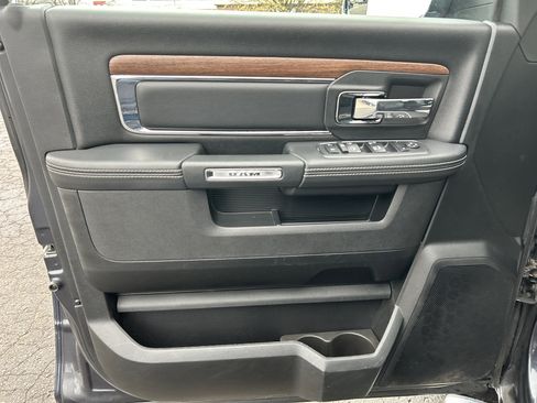 Used 2018 RAM 1500 Laramie AWD/4WD image 13