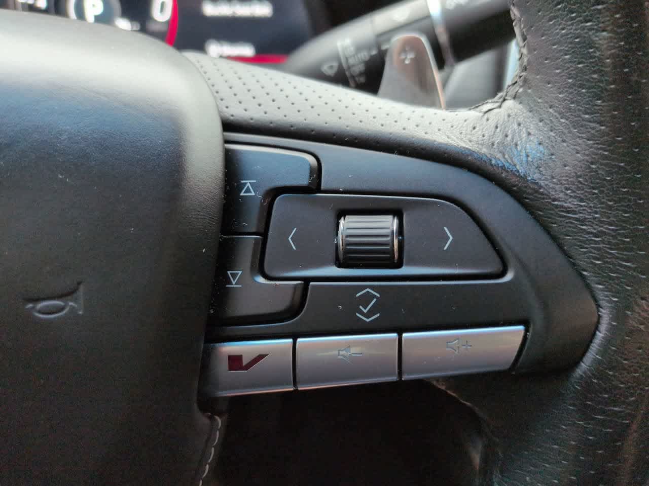 Used 2021 Cadillac CT4 V w/ Technology Package RWD image 26