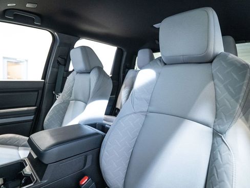 New 2026 Toyota Tacoma SR5 image 6