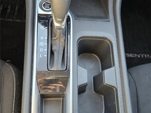 Certified 2024 Nissan Sentra SV image 25