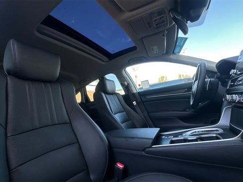 Certified 2019 Honda Accord EX-L image 18