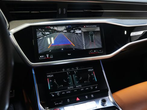 Used 2022 Audi RS 6 image 44