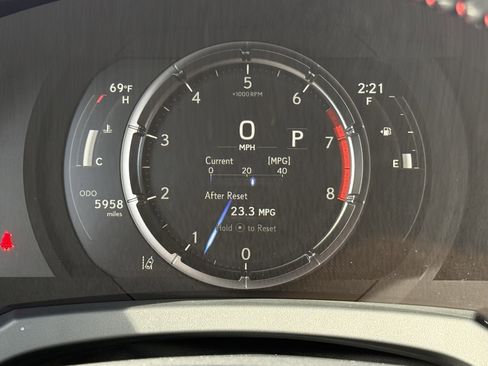 Certified 2025 Lexus IS 350 F Sport image 29