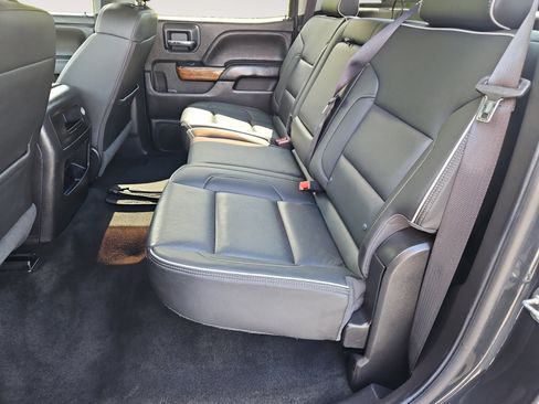 Used 2018 Chevrolet Silverado 1500 High Country AWD/4WD image 13