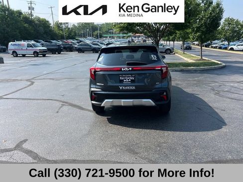 Certified 2024 Kia Seltos EX AWD/4WD image 7