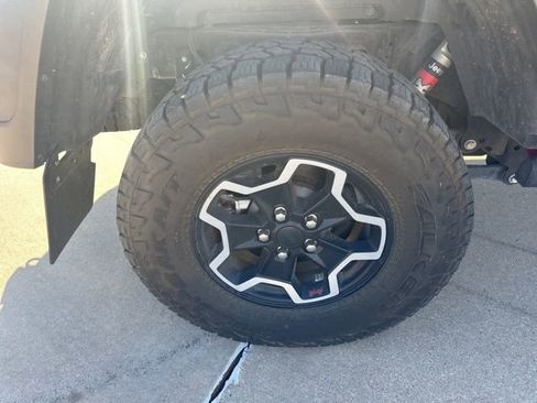 Used 2020 Jeep Gladiator Rubicon image 10