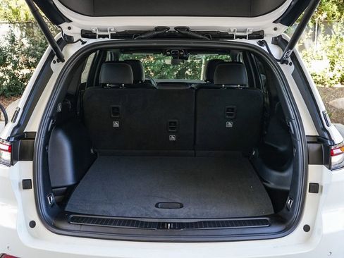 New 2026 Jeep Grand Cherokee Altitude image 26