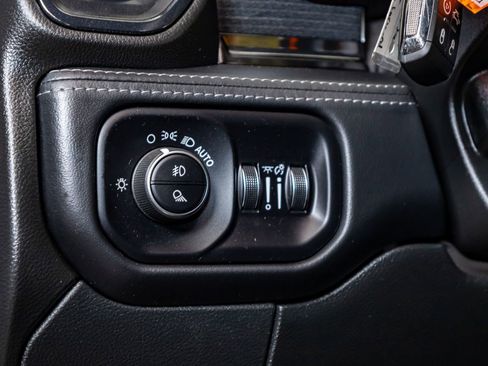 Used 2023 RAM 3500 Limited image 20