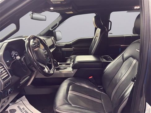 Used 2019 Ford F150 Platinum w/ Equipment Group 701A Luxury image 9