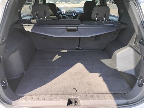 Used 2019 Chevrolet Equinox LT AWD/4WD image 12