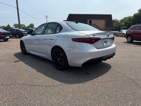 Used 2020 Alfa Romeo Giulia AWD w/ Quick Order Package 22J Sport image 7