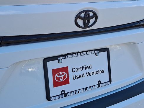 Certified 2025 Toyota Corolla SE image 31