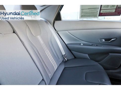 Certified 2025 Hyundai Elantra SEL image 15