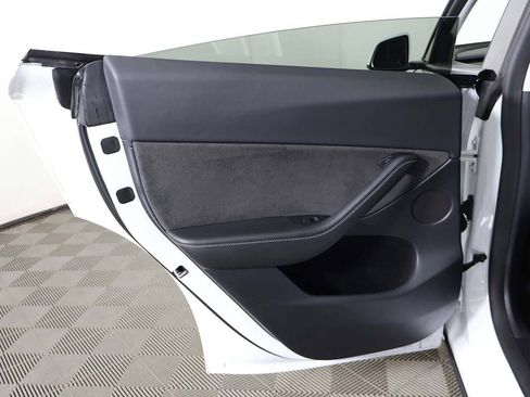 Used 2023 Tesla Model Y Long Range image 25