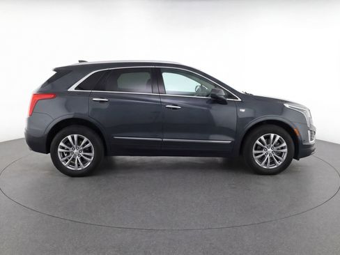 Used 2021 Cadillac XT5 Premium Luxury FWD image 8