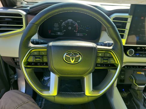 Used 2024 Toyota Sequoia Capstone AWD/4WD image 22