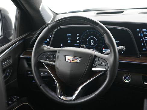 Used 2024 Cadillac Escalade ESV Sport Platinum w/ LPO, ONYX Package image 19