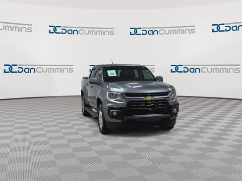 Used 2022 Chevrolet Colorado LT w/ LT Convenience Package image 3