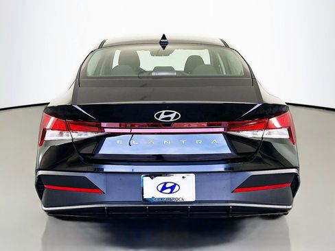 New 2026 Hyundai Elantra SE w/ Cargo Package image 6