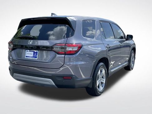 Certified 2025 Honda Pilot EX-L image 6