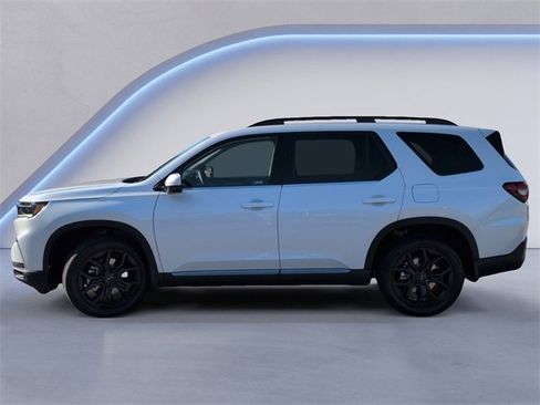 New 2025 Honda Pilot Touring image 10