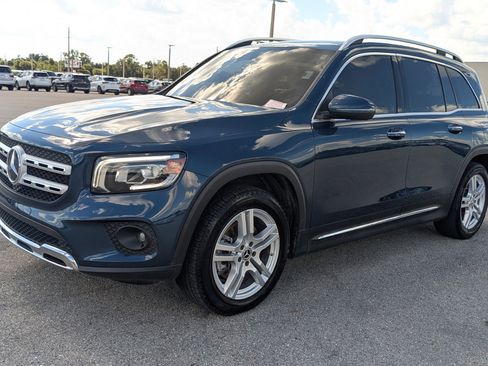 Used 2020 Mercedes-Benz GLB 250 4MATIC image 9