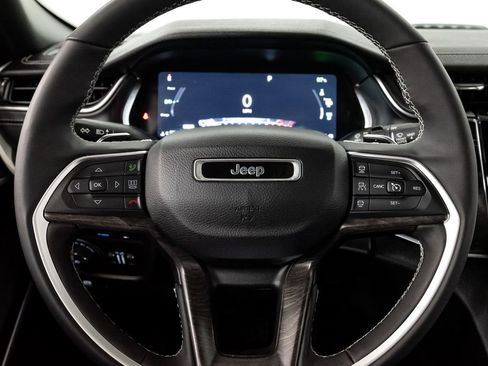 Used 2024 Jeep Grand Cherokee Limited 4xe w/ Luxury Tech Group II image 17