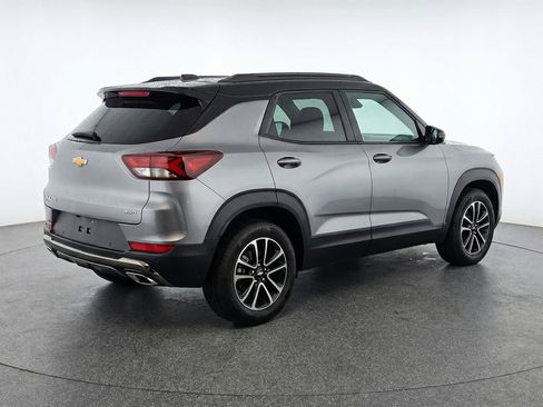Used 2025 Chevrolet TrailBlazer LT image 9