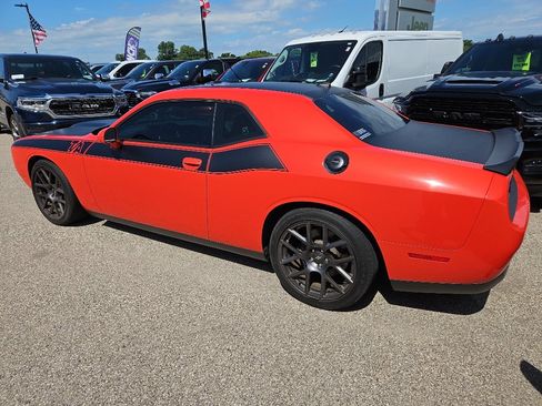 Used 2018 Dodge Challenger T/A RWD image 5