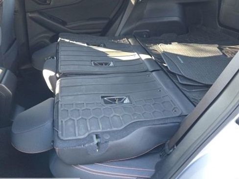 Used 2022 Subaru Crosstrek 2.0i Premium w/ Popular Package #4 image 15