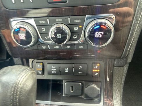 Used 2016 Chevrolet Traverse LT image 28