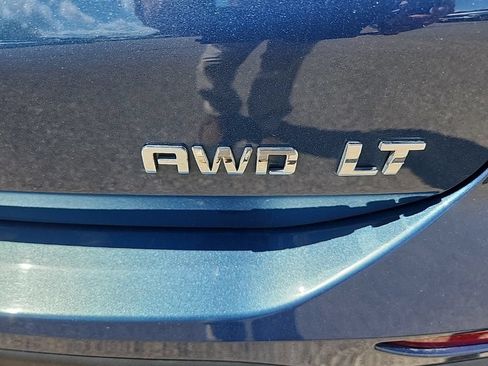 Used 2024 Chevrolet Equinox LT AWD/4WD image 44