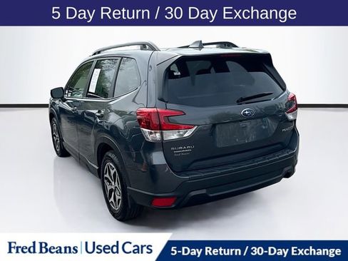 Used 2023 Subaru Forester Premium image 6