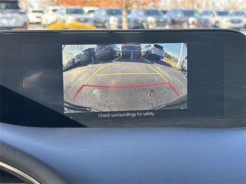 Used 2022 MAZDA MAZDA3 s image 24