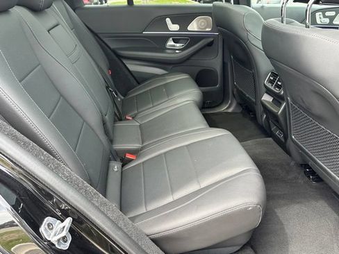 Used 2025 Mercedes-Benz GLE 350 4MATIC image 12
